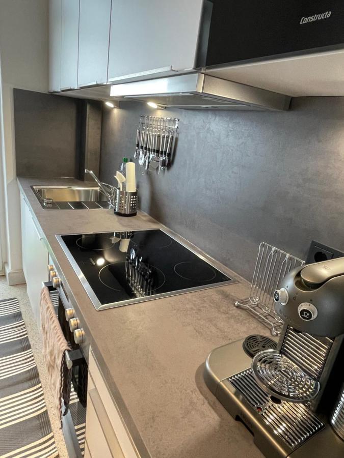 Schoene Grosse 4 Zimmer-Altbauwohnung Kiel Dış mekan fotoğraf