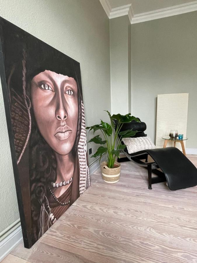Schoene Grosse 4 Zimmer-Altbauwohnung Kiel Dış mekan fotoğraf